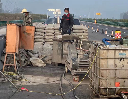 浔阳高速公路高压注浆